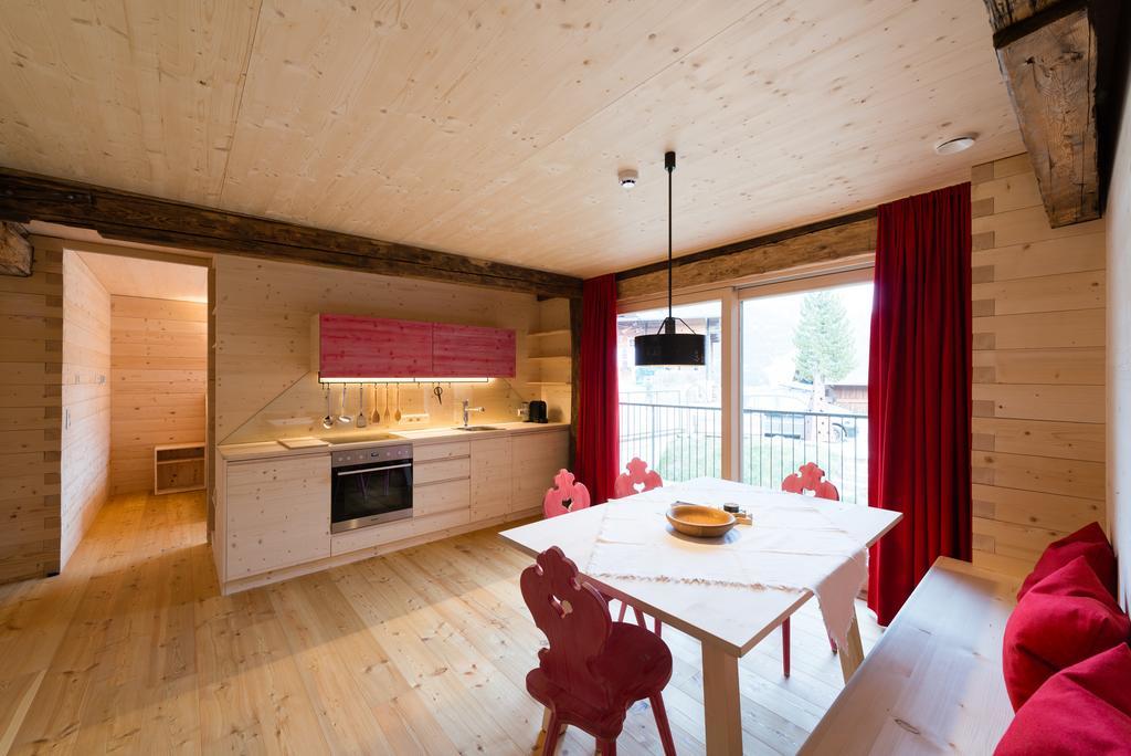 Giatla Hof Der Alfenalm - Ferienwohnungen Am Berg Innervillgraten Habitación foto